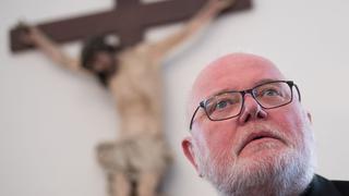 El Papa rechaza la dimisión del cardenal alemán que renunció por el escándalo de los abusos en la Iglesia