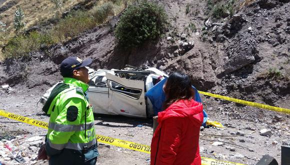Vehículo que se despistó y cayó a un abismo en Chicla, en Huarochirí, no tenía la autorización para realizar viajes interprovinciales. (Foto: Joseph Ángeles)