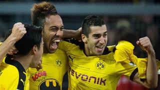 Dortmund ganó 3-2 al Schalke 04 y sigue a 5 puntos del Bayern