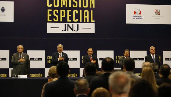 La comisión Especial se reunió este lunes previo a la juramentación de cinco miembros de la JNJ. (Foto: Renzo Salazar / GEC)e