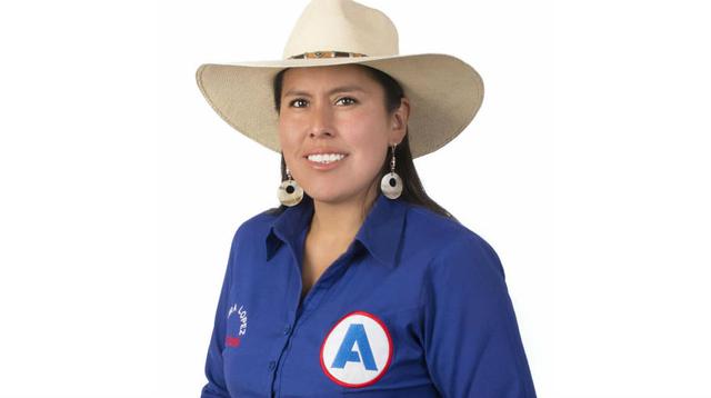 Laura López, de Alianza Para el Progreso, fue elegida alcaldesa del distrito de Quequeña, en Arequipa (Foto: Facebook)