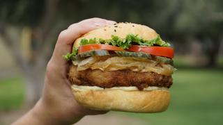 Unreal, el ‘dark kitchen’ que apuesta por las hamburguesas sustentables y sabrosas  