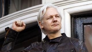 Julian Assange buscó visa rusa para escapar del Reino Unido, según documento