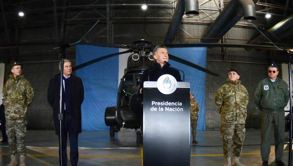 Desde Campo de Mayo, una de las bases militares más grandes del país, Macri anunció una "nueva directiva de política de Defensa". (Foto: EFE/Presidencia de Argentina)