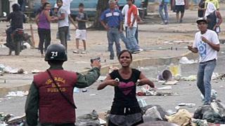 Venezuela: Mujer masacrada por policía es acusada de agresión