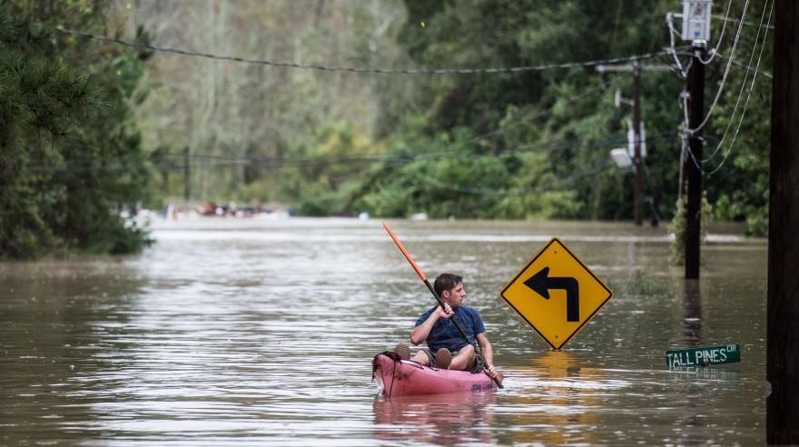 "Diluvio del siglo" deja 11 muertos en la Costa Este de EE.UU. - 1