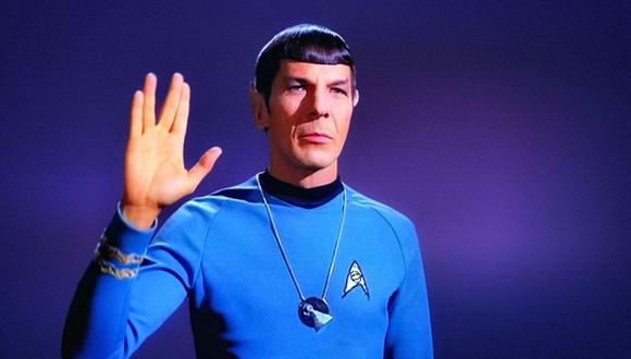 El salud vulcano del recordado señor Spock de "Star Trek": curiosa alternativa al saludo con contacto físico.
