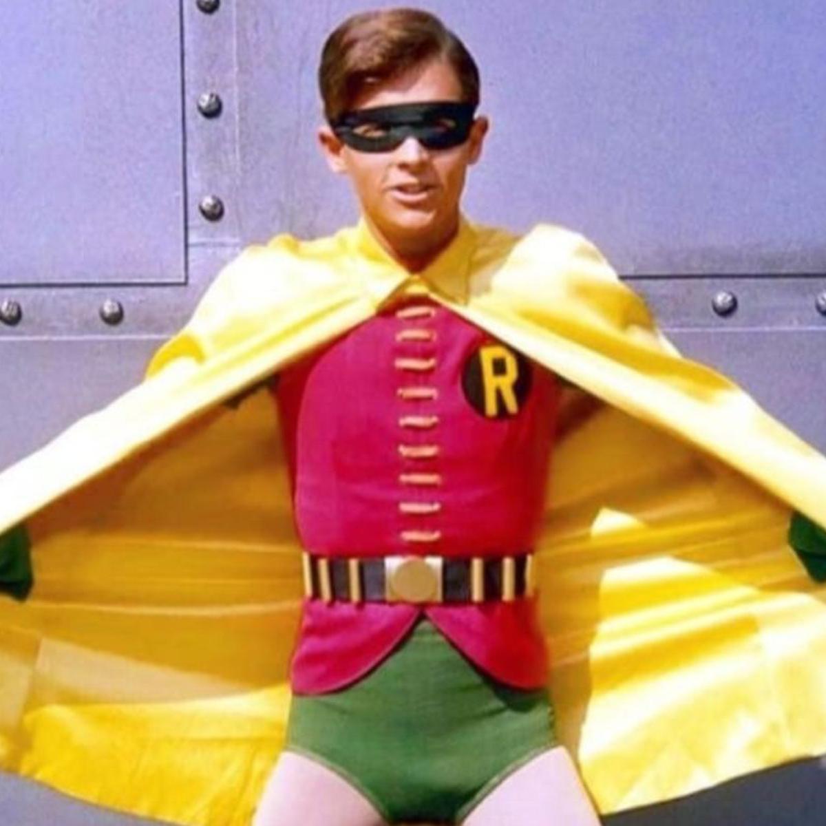 Batman: el tratamiento hormonal al que se sometió Burt Ward para  interpretar a Robin | FAMA | MAG.