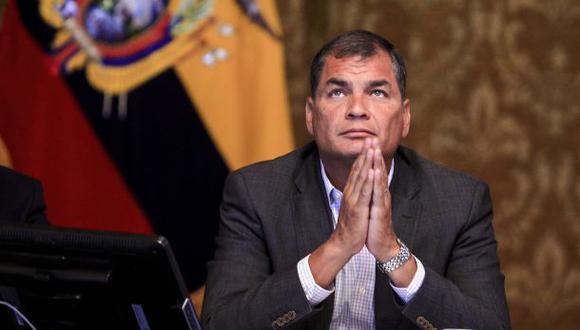 Ecuador: Aprobación de Rafael Correa cayó 10 puntos en un mes