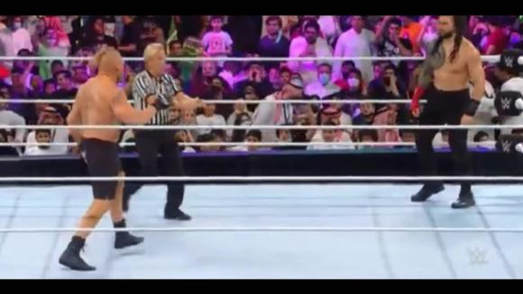 Roman Reigns defeated Brock Lesnar at WWE Crown Jewel 2021. (WWE)