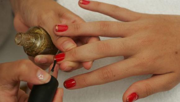 Los peligros ocultos del esmalte de uñas