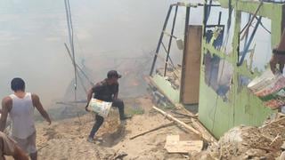 Al menos 30 viviendas fueron arrasadas por incendio en terreno de Chinecas[FOTOS]