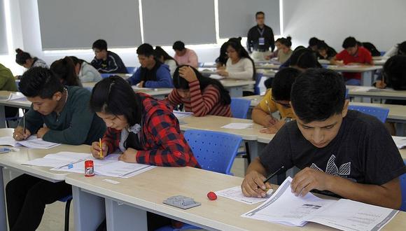 "Desde su control de las comisiones de Presupuesto y Educación durante el vacado Congreso del 2016 al 2019, no solo censuró a uno de los mejores ministros de Educación que hemos tenido, sino que también inició procesos de investigación absurdos contra la Sunedu".