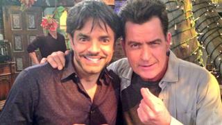 Charlie Sheen y Eugenio Derbez juntos en la televisión