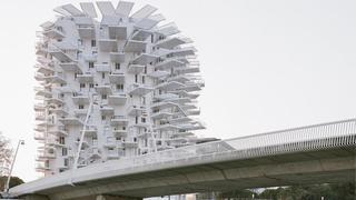 Conoce cómo se construyó la impresionante “torre origami” en Francia | FOTOS