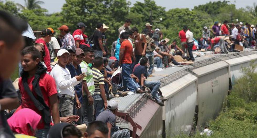 Todos los años, miles de inmigrantes arriesgan sus vida tratando de llegar a EEUU montando \"La Bestia\". (Foto: unionjalisco.mx)
