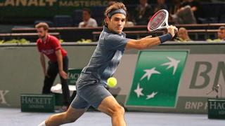 Federer debutó con victoria en París y se clasificó al Masters de Londres