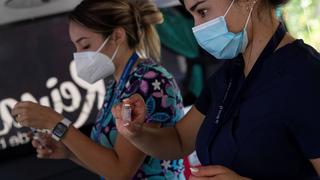 Chile precisa que extranjeros con visa de turistas no podrán acceder a la vacuna contra el COVID-19