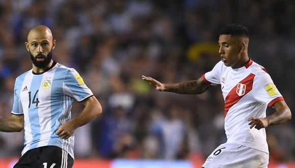 El volante jugaba su primer partido como titular en la selección peruana ante Argentina por Eliminatorias Rusia 2018. (Foto: Getty)