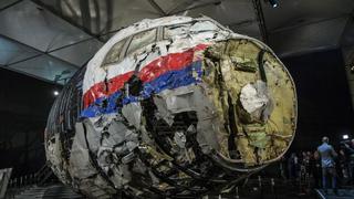 MH17: Avión en el que murieron 298 personas cayó "sin control"