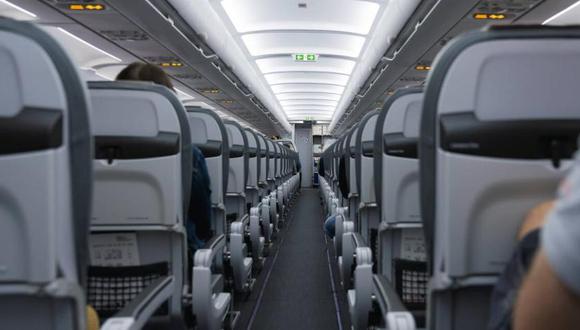 Azafata revela cuáles son los pasajeros más odiados en los aviones. (FOTO: iStock).