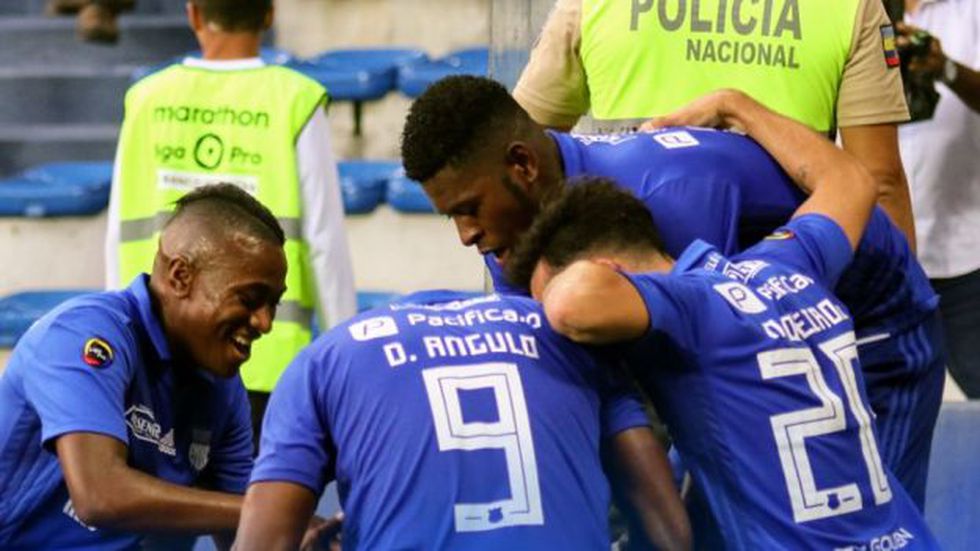 Fútbol mundial: Emelec derrotó 3-1 a Olmedo con doblete de ...