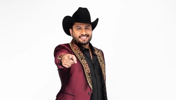 Cantante Julión Alvarez desató críticas en redes sociales luego de video en río