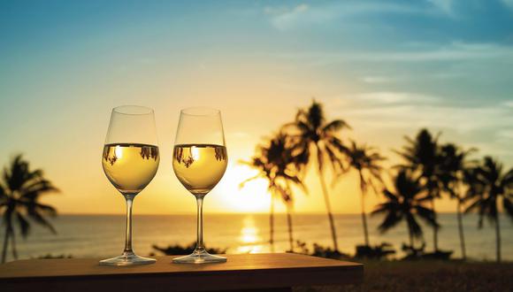 Este fin de semana  es ideal tener las copas listas para disfrutar de las bebidas más sofisticadas del verano.