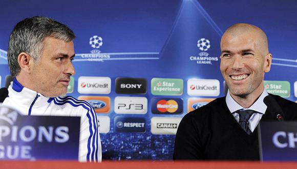 José Mourinho dijo que le parece "perfecto" que Zinedine Zidane regrese al Real Madrid. (Foto: AFP)