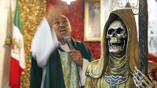 Santa Muerte, la polémica figura que cada vez tiene más devotos