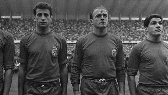 El 10 de julio de 1960, Alfredo Di Stéfano enfrentó con España a la selección peruana en el Estadio Nacional de Lima. Su actuación fue catalogada como "brillante" por su sobresaliente físico, y su aporte en ataque y defensa. (Foto: Archivo Histórico El Comercio)