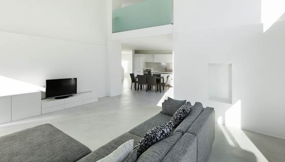 Los pisos de concreto suelen combinar muy bien con piezas de madera o metal.(Foto:Shutterstock)