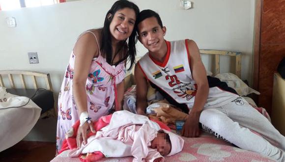 Bebe de padres venezolanos es la primera en nacer este 25 de diciembre en la 'Ciudad Blanca' (Foto: Zenaida Condori)