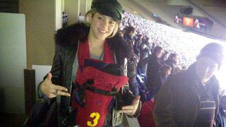 Shakira llevó a su hijo al Camp Nou para ver jugar a Gerard Piqué