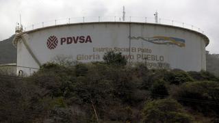 Exfuncionario venezolano se entrega en Miami por trama de lavado que involucra a PDVSA