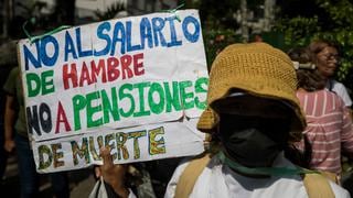 Venezuela: trabajadores de salud y educación demandan mejora salarial en Caracas