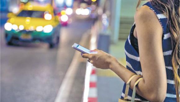 Robilliard (de Easy Taxi) calcula que el mercado de taxis por aplicativo  mueve alrededor de S/75 millones al mes. Si bien casi el 30% usa ‘apps’, los usuarios frecuentes son el 15% del total, agrega el ejecutivo. (Getty Images)