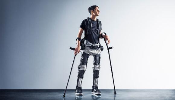Este exoesqueleto ayuda a caminar a personas con discapacidad