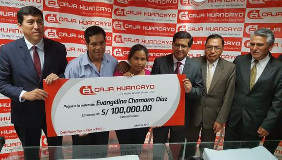 Evangelina Chamorro recibe S/100 mil para nuevo terreno