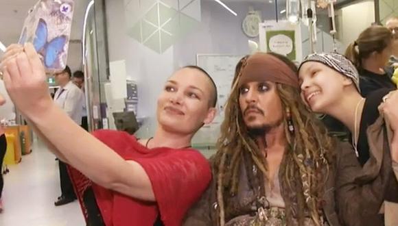 Johnny Depp llevó a Jack Sparrow a un hospital para niños