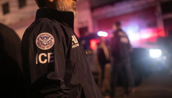 Los agentes de ICE podrán expulsar inmigrantes sin pasar por los tribunales. Foto: Getty Images, via BBC Mundo