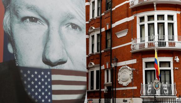 Julian Assange: Estados Unidos acusa al fundador de WikiLeaks de ayudar a Chelsea Manning a penetrar en archivos digitales confidenciales. (Reuters).