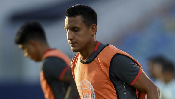 Alex Valera ha participado en dos partidos de Perú, ambos en Copa América. (Foto: AFP)