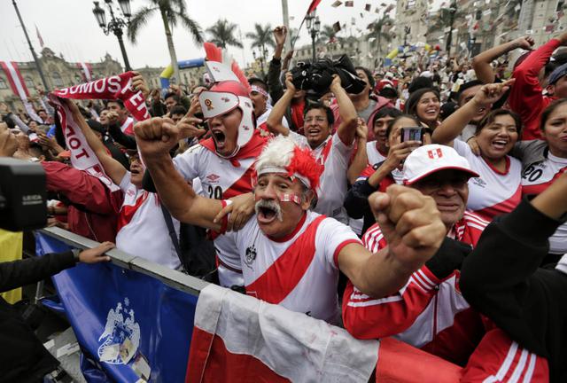 Así se vivió el triunfo de la selección peruana de fútbol en su última participación en Rusia 2018. (Anthony Niño de Guzmán / El Comercio)