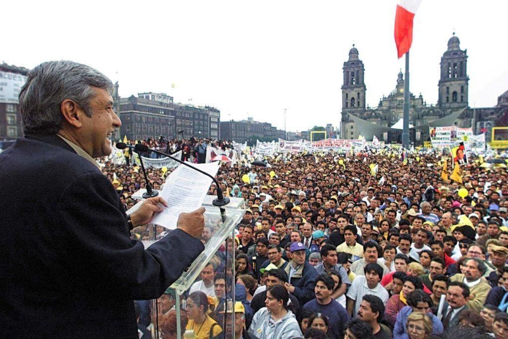 López Obrador tiene una trayectoria política de más de 40 años. (AFP).