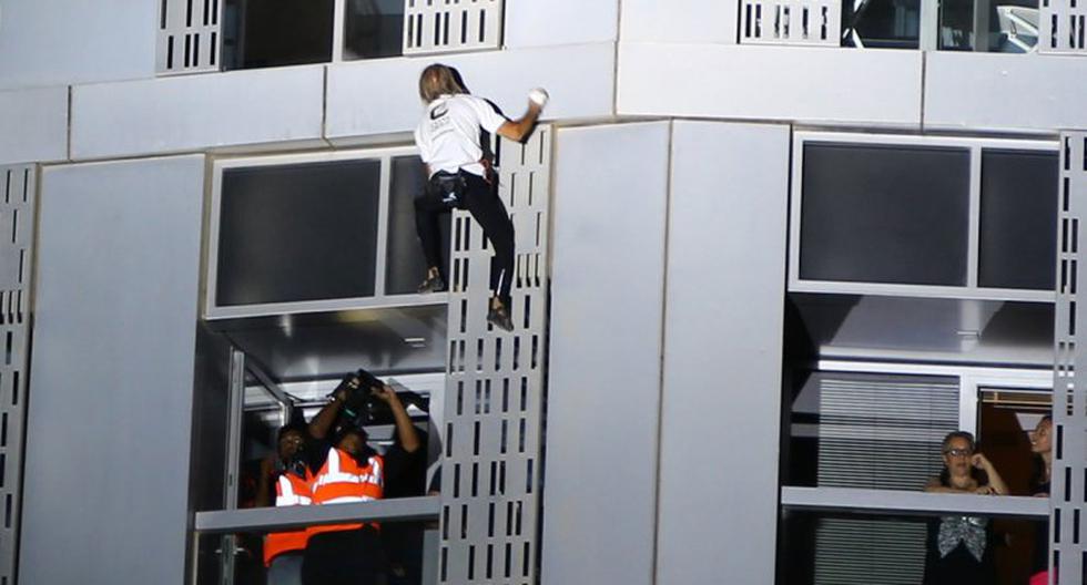 Robert, que a menudo es descrito como el Spiderman francés, no es nuevo escalando edificios altos. (Foto: Captura de YouTube)