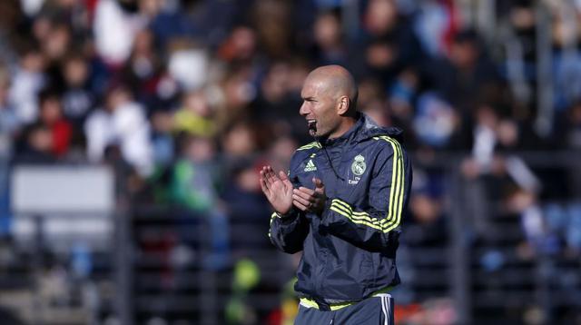 Zidane: ovacionado en primera práctica como técnico del Madrid - 6