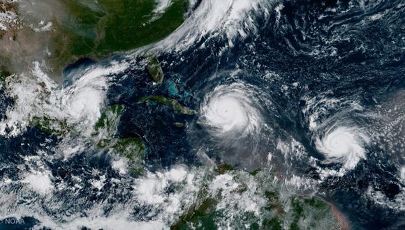 Cadena de huracanes: Irma es acompañado por José, por la derecha, y Katia, cerca de México. (AP)