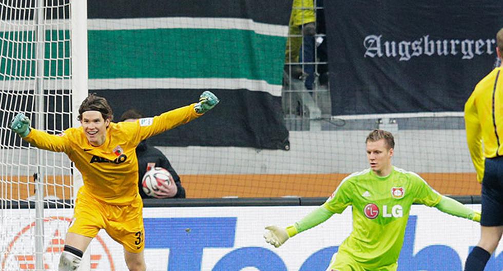 Marwin Hitz se convierte en figura tras anotar un gol en la Bundesliga. (Foto: Getty Images)