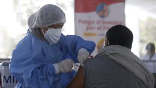 COVID-19: 26 centros de vacunación serán implementados para inmunizar a 400 mil ciudadanos de cinco regiones